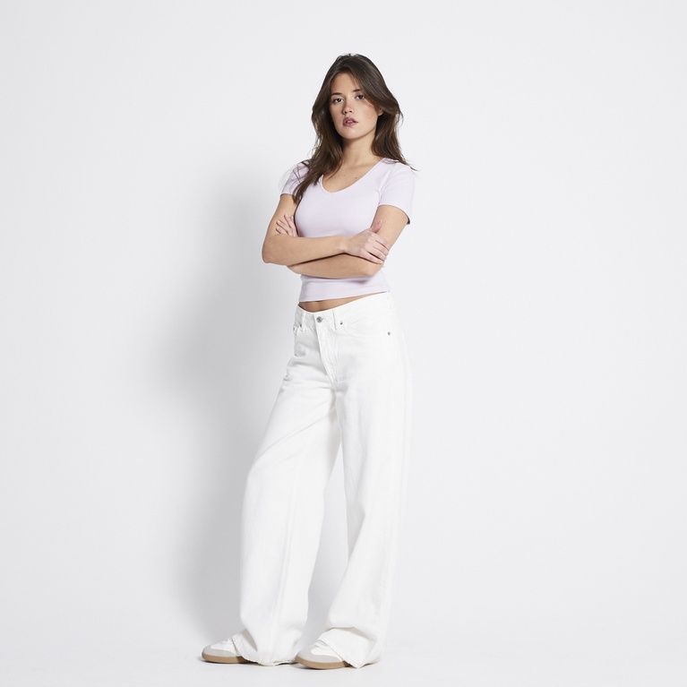 V-neck baby tee "Engla"